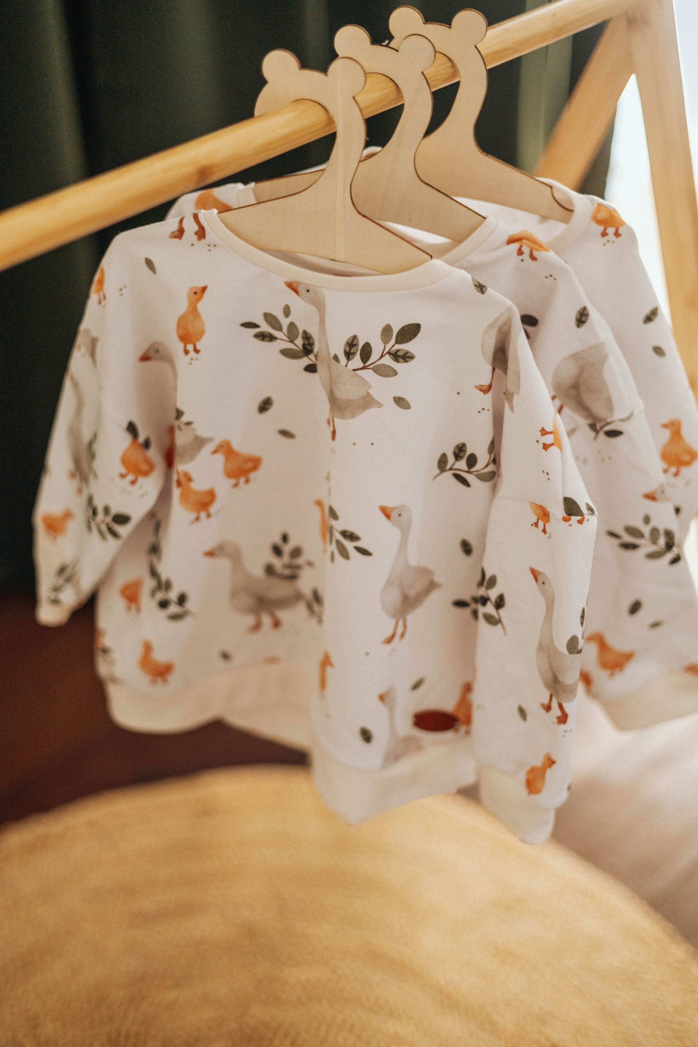 Sweatshirt mit Gänsen - Baumwolle - Größe 80/86/92 - Handgemacht